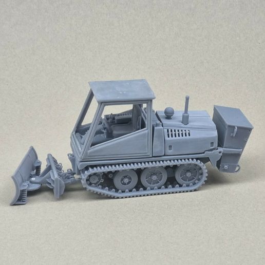 STL file Prinoth SW4S Sidewalk Snowplow 1/24 Scale Version 2 🌨️ ・3D ...