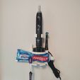 Electric-toothbrush-holder-2.jpg Electric toothbrush holder (Oral-B)