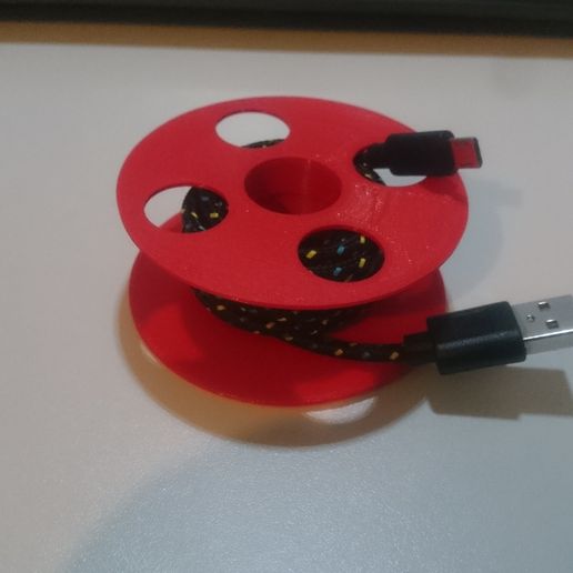 DSC_0350.JPG Enrouleur de cable / suporte de cabo