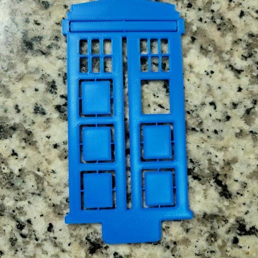 6ca35224-c4c8-46f5-b3c9-50013cdf530e.jpg Tea Light Shadow