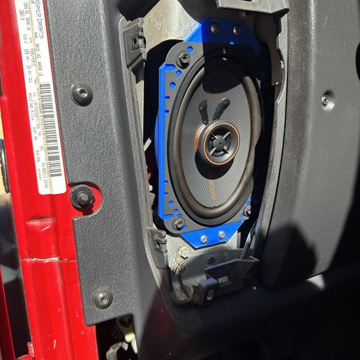 IMG_6079.jpeg Jeep TJ speaker pod