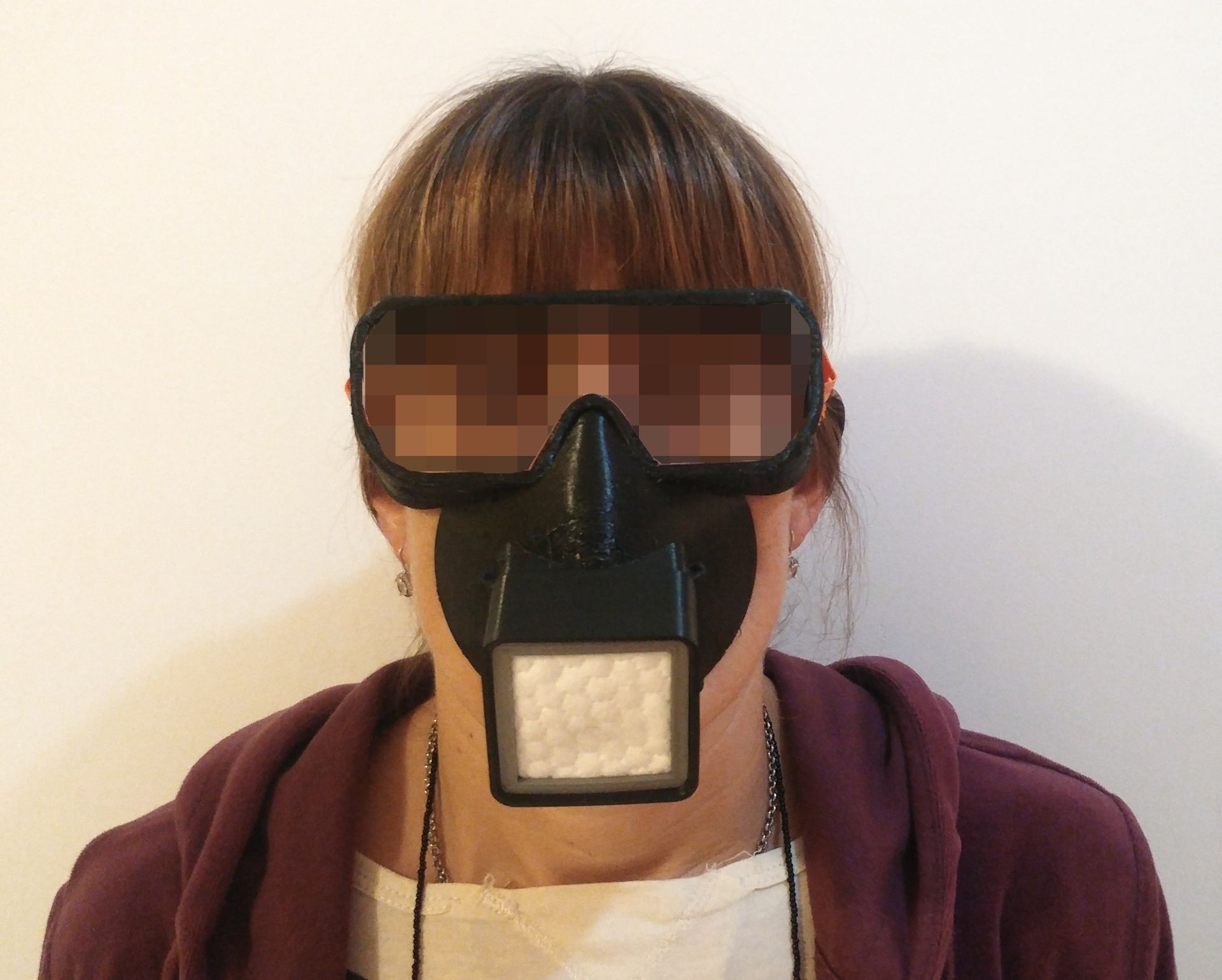 2c.jpg Free STL file Reusable respirator face fitting mask with eyes protection. For HEPA or any other DIY filter・3D printing idea to download, feder_ico
