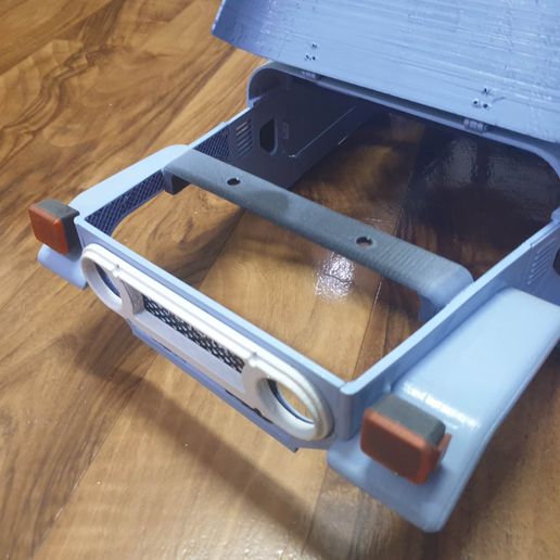 FRONT-BODY-HOLDER.jpg FJ40 ON TRX4 CHASSIS (324MM)