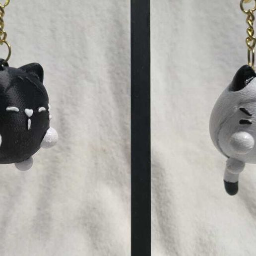 WhatsApp-Image-2025-12-12-at-19.49.45_9b260b2f.jpg Porte-clés chat chibi - Modèle imprimé en 3D (Porte-clés pendentif chat kawaii)