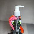 IMG_20231127_212101306.jpg pony soap dispenser