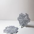 20181208_171729.jpg Spinning snowflake - table top decoration