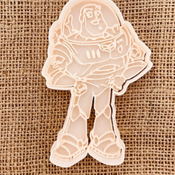 BUZZ.png Fichier STL BUZZ TOY STORY LAPIN BISCUIT EMPORTE-PIÈCE BISCUIT EMPORTE-PIÈCE・Design pour imprimante 3D à télécharger