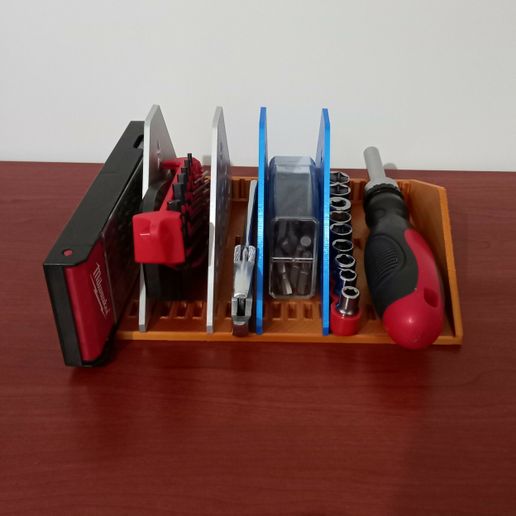 20231009_212255.jpg Organizador para casa e escritório com uma estrutura e separadores modulares; sistema de arrumação flexível; suporte para DVD, CD, Blu-ray; suporte para livros e computadores portáteis, tamanho S