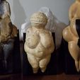 20180602_220314.jpg Venus of Willendorf, Ancient Paleolithic Figurine
