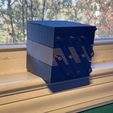 f6c74635-ff6e-48d2-a2d2-b6d54031e346.jpg Magnet Box with Tackle Box Style Hinge