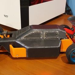 20210814_191132.jpg Custom RC Car with 1/10 Adaptable Chassis Remix