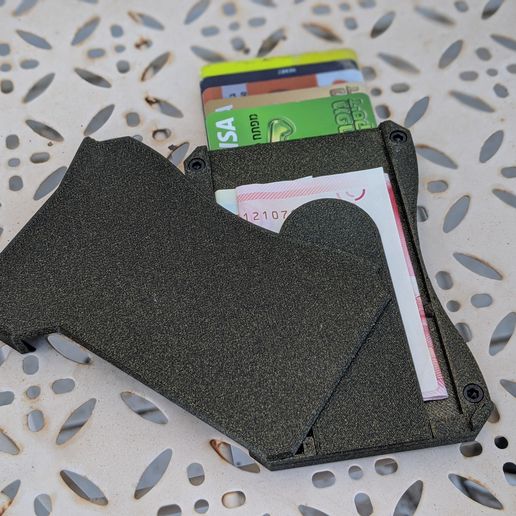 00100dPORTRAIT_00100_BURST20201004155052497_COVER.jpg 3D Printed "Smart" Wallet (Updated for M3 Bolts)