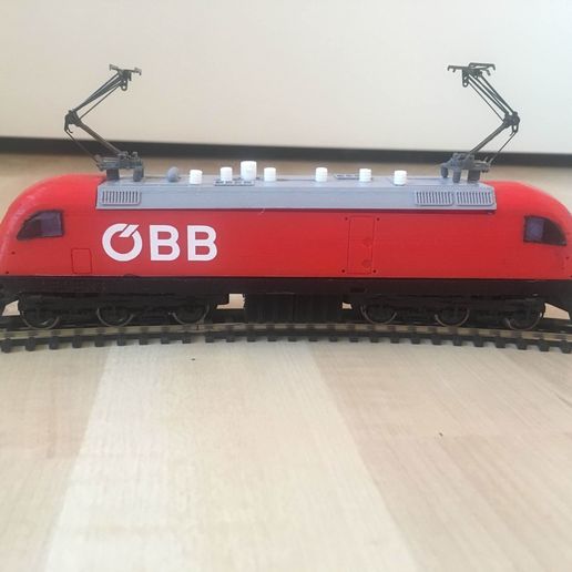 ♉ EuroSprinter ES 64 U - Siemens Taurus version - HO (1:87