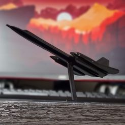 6.jpg Бесплатный 3D файл Lockheed SR-71 Blackbird + подставка Набор карт・Модель для загрузки и 3D-печати