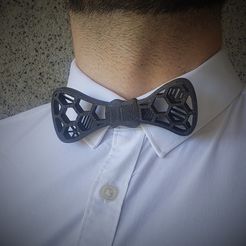 Cults1.jpg Free STL file honeycomb bowtie・Template to download and 3D print