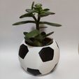 SoccerWhite1.jpg Fichier 3D Mini pot de cactus Soccer Ball ikea・Design pour imprimante 3D à télécharger