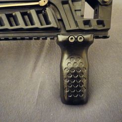 MAGPUL RVG STYLE PICATINNY GRIP WITH STORAGE