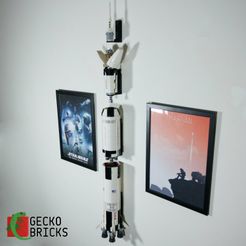 7.jpg 3D printed wall mount for Lego Saturn V rocket