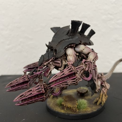 ALIEN SPACE BUG  SCREECHING EXECUTIONER