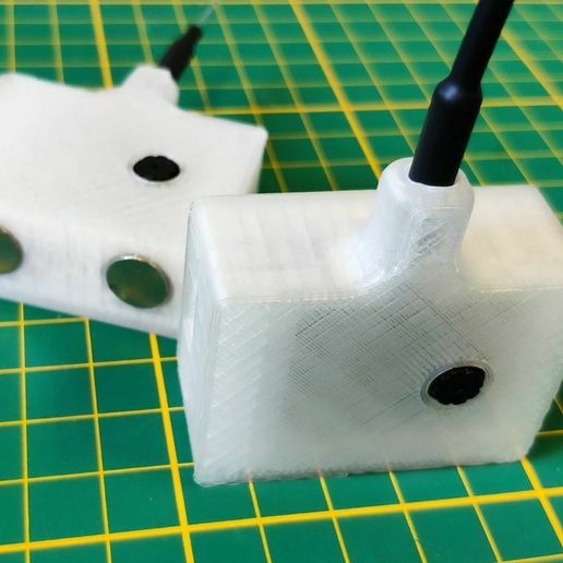 ESP32 magnetic cam