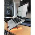 b0ab0496c45bcdf4fe390be277cb3dd2_preview_featured.JPG Notebook / Laptop Stand