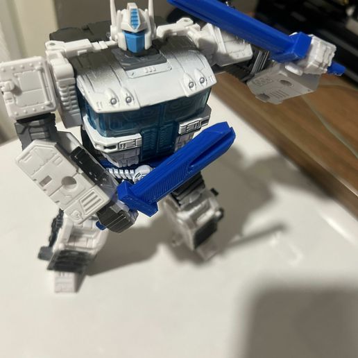 unnamed.jpg День 5 адвент-календаря трансформеров: Разделенный меч