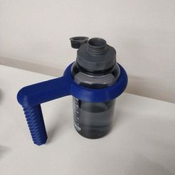 IMG_20181229_183542.jpg Free STL file Nalgene water bottle handle・3D printer model to download, madewithlinux