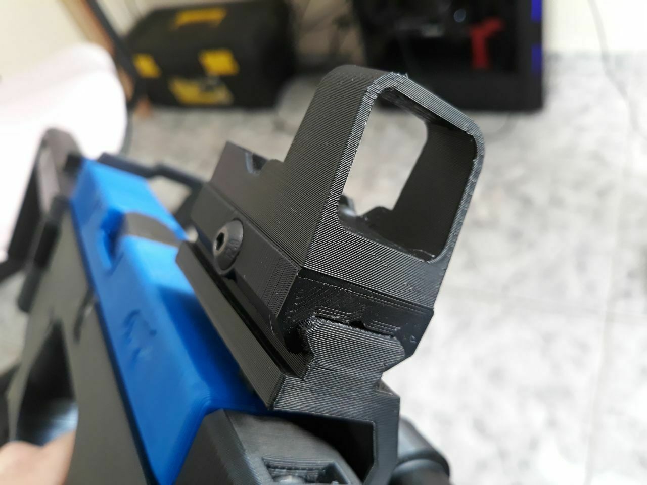 Descargar archivo STL MANIQUÍ AIRSOFT RMR SIGHT CON MONTURA • Objeto