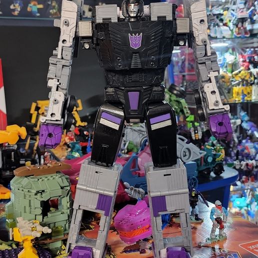 Legacy Menasor Thigh Addons