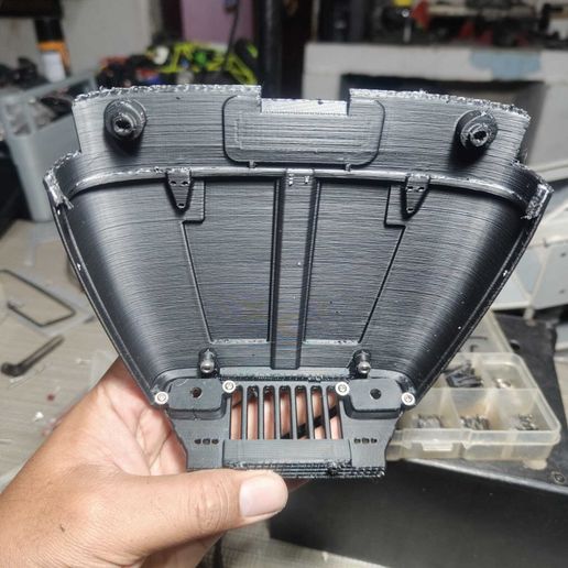 WhatsApp-Image-2025-04-10-at-18.52.39-1.jpeg hood engine vanquish H10 Optic