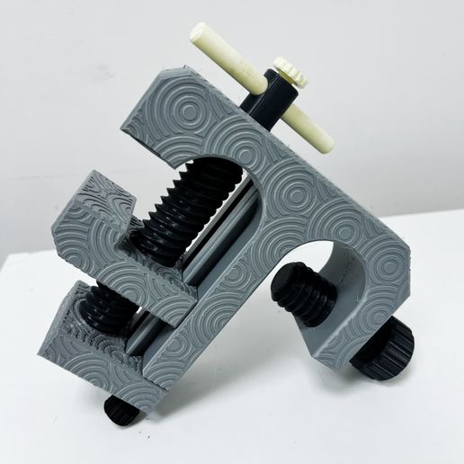 IMG_2880.jpg Bench Vise IV