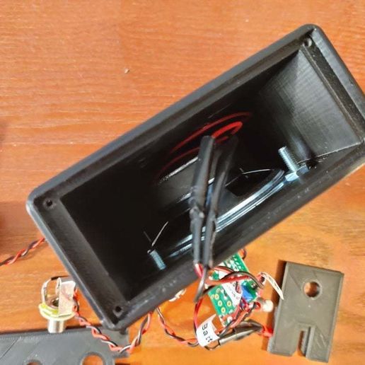 IMG_20200506_145216.jpg Amplificador de guitarra portátil