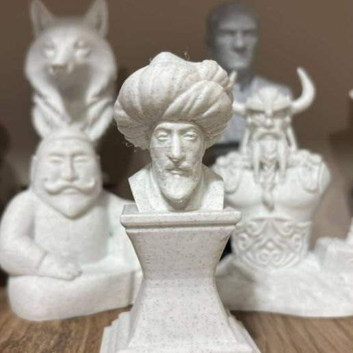 Fatih Sultan Mehmed Bust
