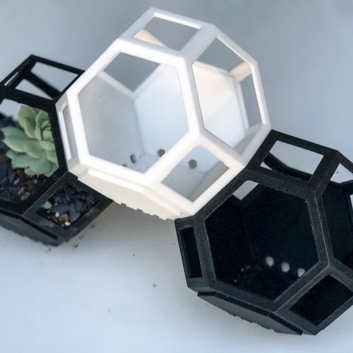 planty-11.jpg Plantygon - Modular Geometric Stacking Planter for Succulents