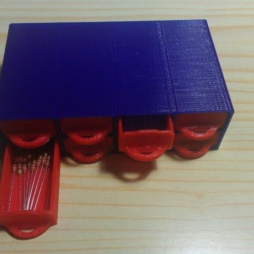 54165e7f6dd77b83d6db5ac06668e080_display_large.jpg Resistor organizer