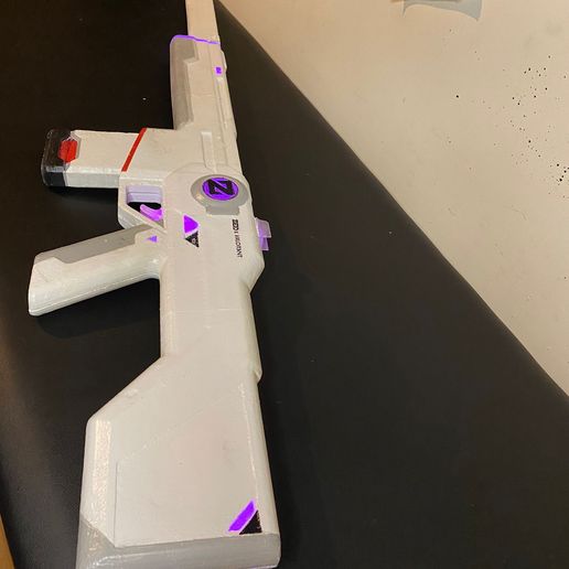 WhatsApp-Image-2023-05-20-at-23.22.57.jpeg spectrum phantom with LED and music