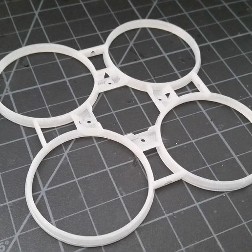 20180601_141645.jpg Cadre RakonHeli 76mm