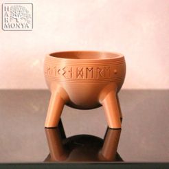 FOUR-LEGGED ANCIENT POT WITH MYSTERIOUS MESSAGE