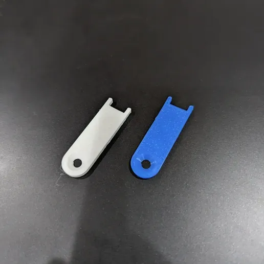 2024-04-12_0984f080a3241.webp Light Switch Guard Lock Full Cover and Minimal