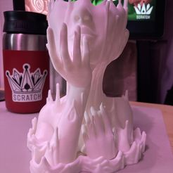 Расплавленная девочка