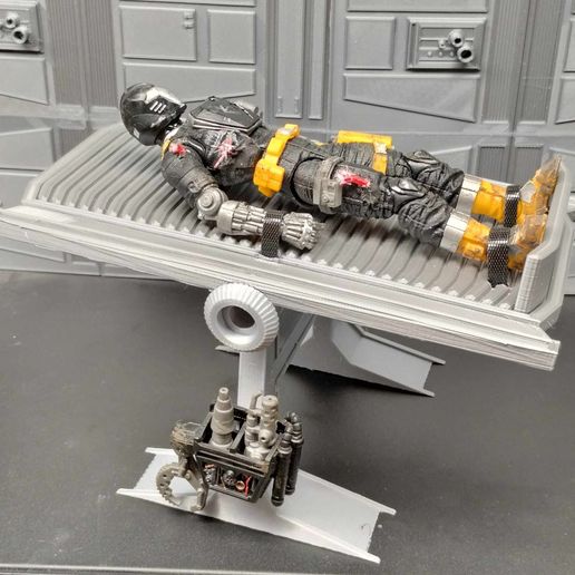 356963647_1316461825914203_4052179646150225442_n.jpg Mad Scientist Table