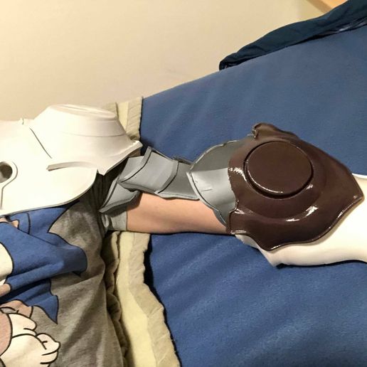 Terra's arm armor ( for cosplay)