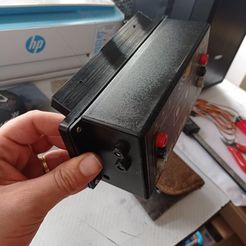 206467398_4118900558198741_7336784585238212708_n.jpg Free STL file Bottom bracket for DS Junction Box.・3D printing template to download