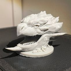 ee “ - cnn se Файл 3D Трофей Monster Hunter - Queen of the Land・Дизайн 3D-печати для загрузки3D