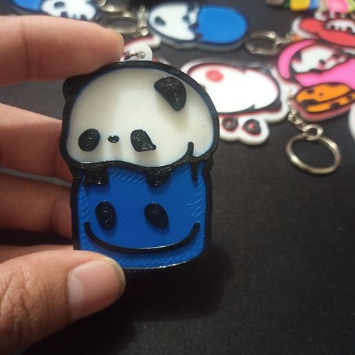 IMG_20230211_185521_3.jpg kawaii panda keychains