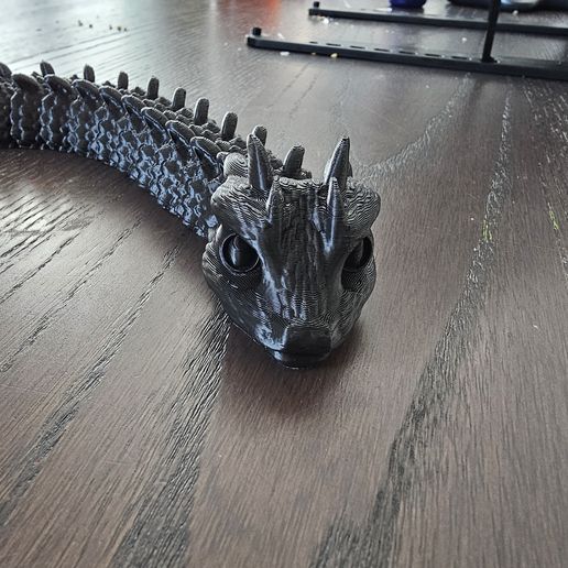 Bebé Basilisco (versão longa) - Fidget articulado Snap-Flex com impressão no local