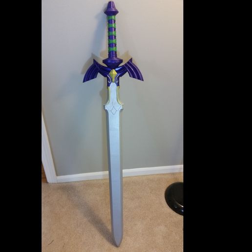 blackborder.jpg Descargar archivo STL gratis Master Sword (Full Size) - Legend of Zelda・Modelo para la impresora 3D, ChaosCoreTech