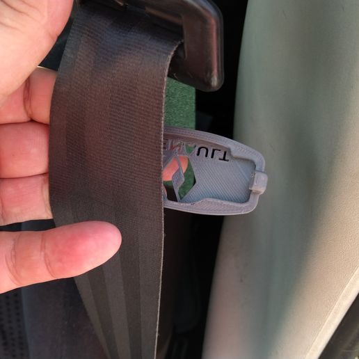 RENAULT CLIP FOR THE SEAT BELT 3D model