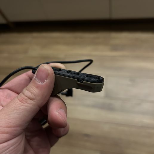 IMG_0618.jpeg [AIRSOFT] Bouton WADSN Axon MLOK et montages RIS