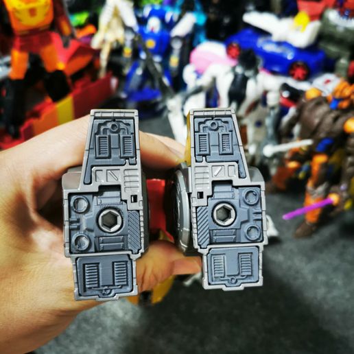 slug_feet2.jpg Transformers ss86 Dinobot Slug sword